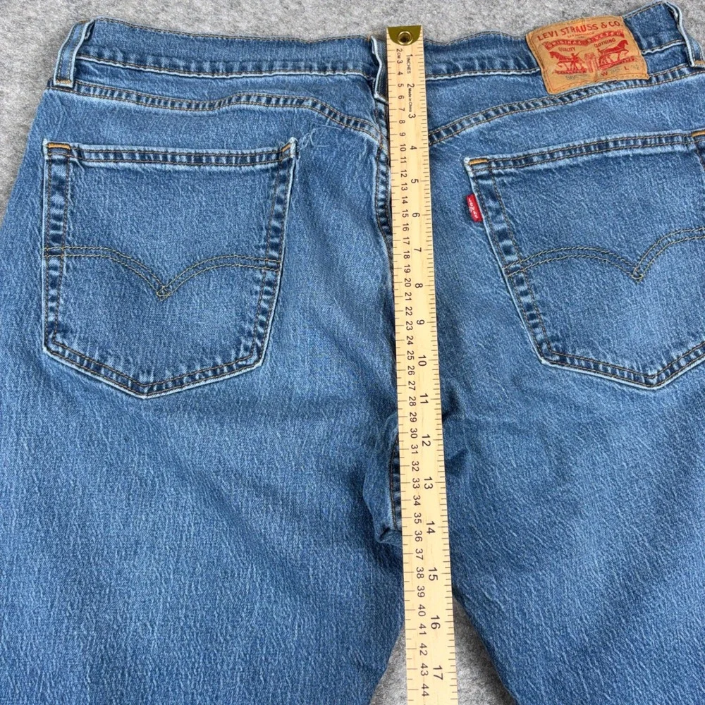 Levi's 505 Jeans Mens 36x32 Straight‎ Leg Regular Fit Medium Wash Blue Denim